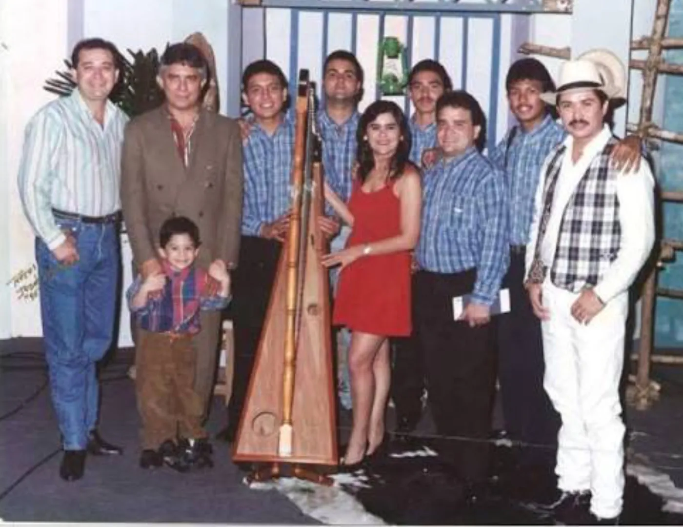 A puerta cerrada 1995
