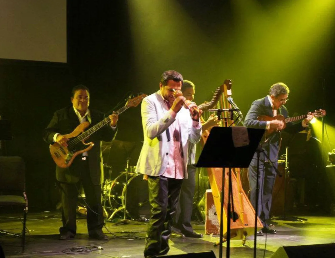 Presentación del Disco de Ernesto Laya con la Maquinaria Llanera